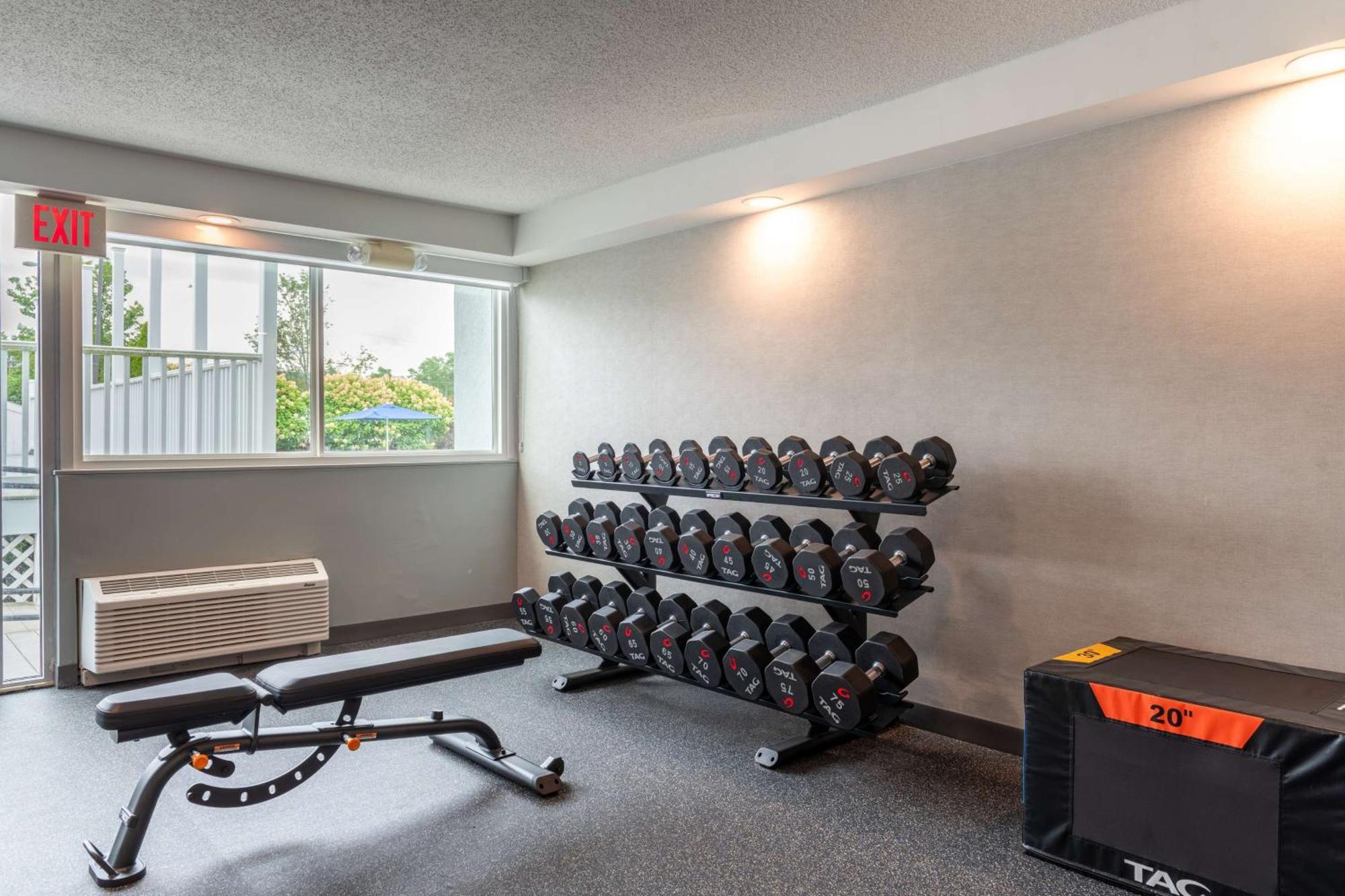 Hampton Inn Manchester Downtown Εξωτερικό φωτογραφία