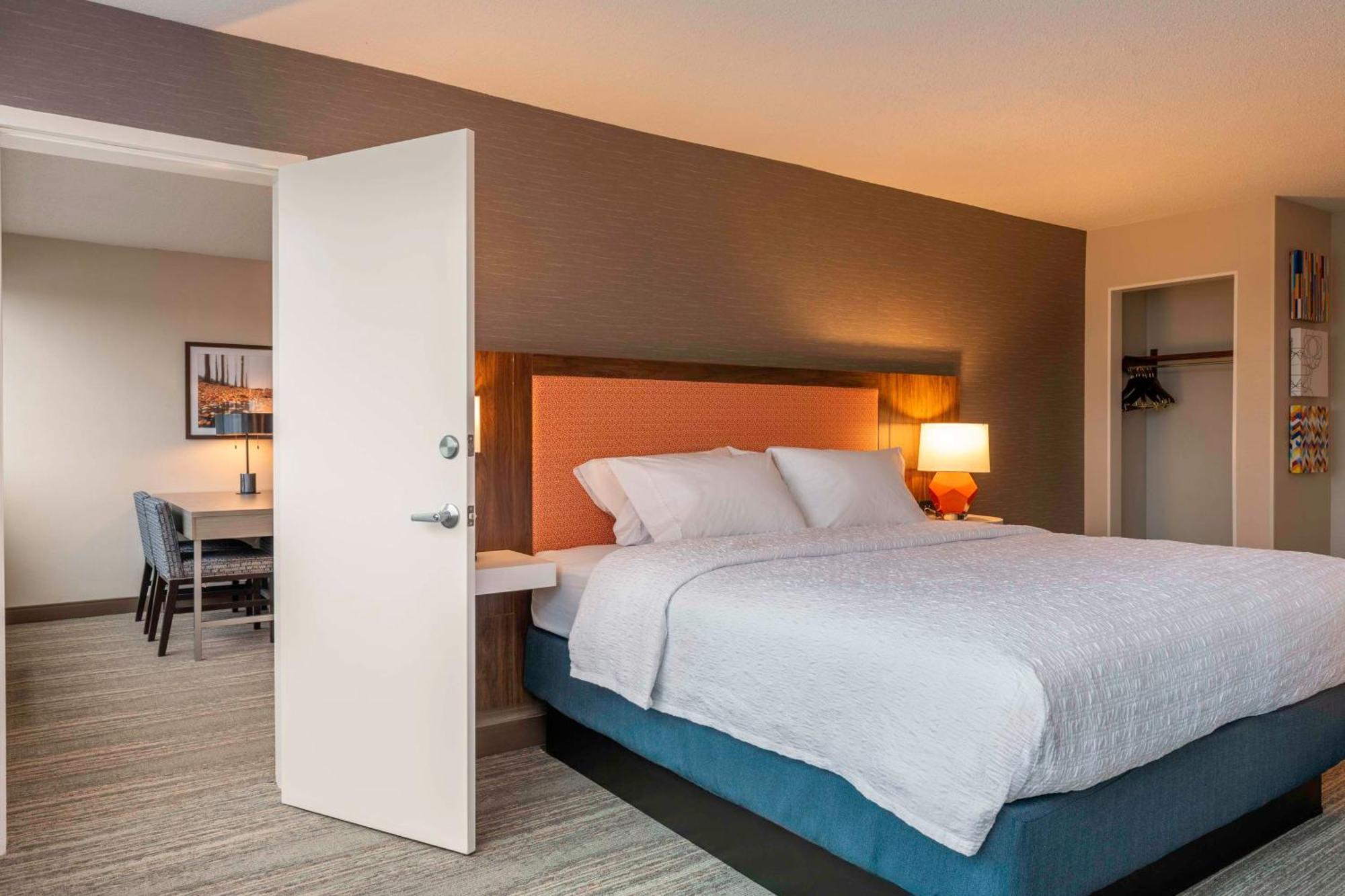 Hampton Inn Manchester Downtown Εξωτερικό φωτογραφία
