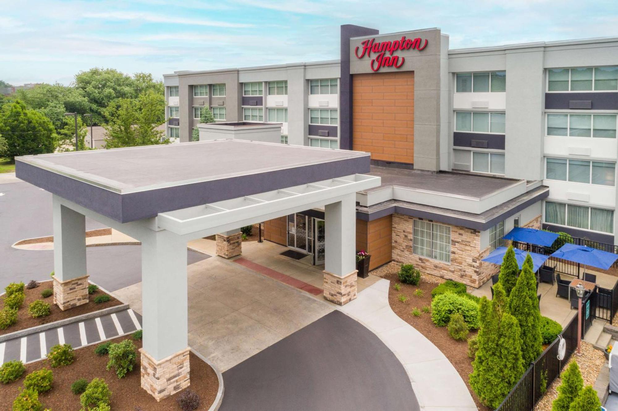 Hampton Inn Manchester Downtown Εξωτερικό φωτογραφία